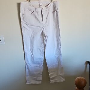 Westport Women's White Boot Cut Jeans Size 18